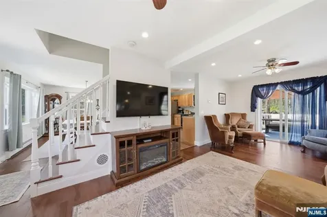 32 Pine Hill Road Mahwah NJ 07430