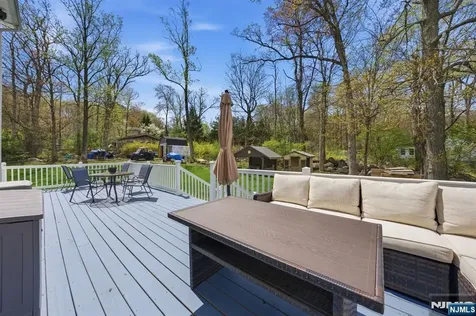 32 Pine Hill Road Mahwah NJ 07430