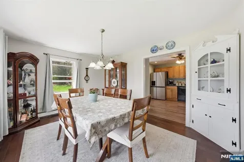 32 Pine Hill Road Mahwah NJ 07430