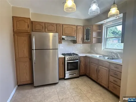 460 Heath Place Hackensack NJ 07601