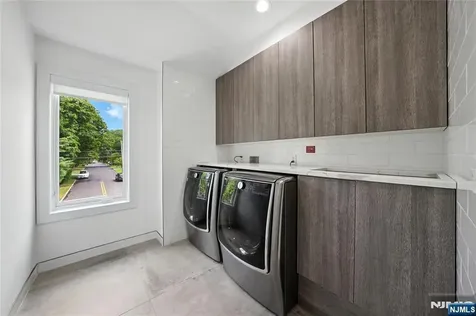 44 Floral Terrace Tenafly NJ 07670