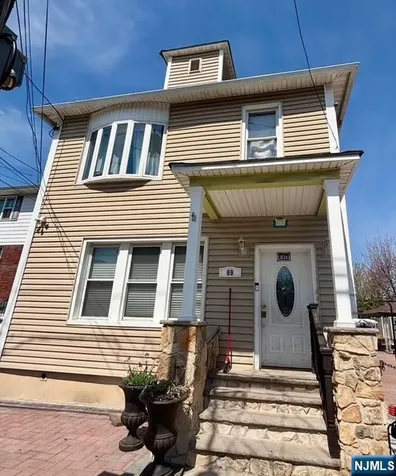 69 Miller Avenue Elmwood Park NJ 07407