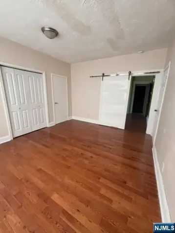 69 Miller Avenue Elmwood Park NJ 07407