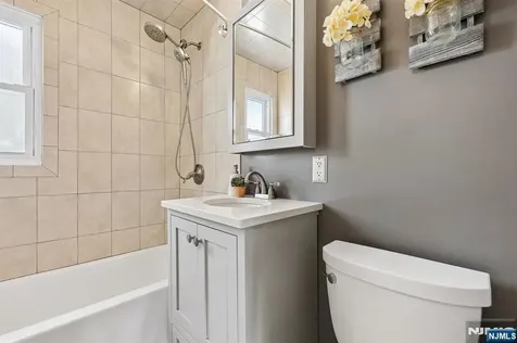 488 Dorchester Road Ridgewood NJ 07450