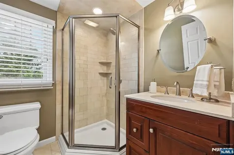 488 Dorchester Road Ridgewood NJ 07450