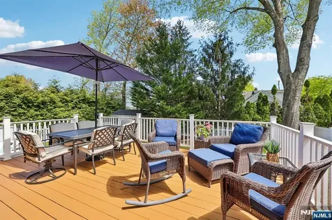 488 Dorchester Road Ridgewood NJ 07450