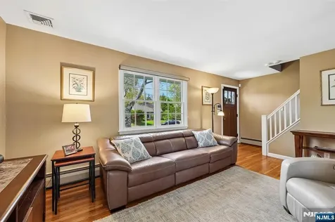 488 Dorchester Road Ridgewood NJ 07450