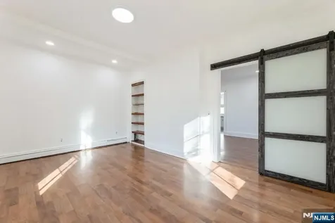 21 Central Avenue Tenafly NJ 07670