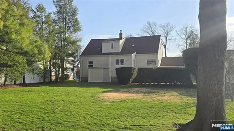 446 Maple Hill Drive Hackensack NJ 07601