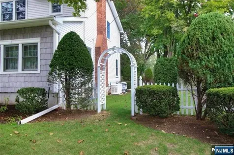314 Knickerbocker Road Tenafly NJ 07670