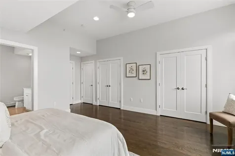 519 Walnut Street Fort Lee NJ 07024
