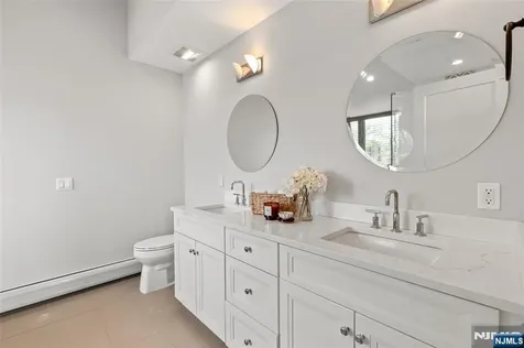 519 Walnut Street Fort Lee NJ 07024
