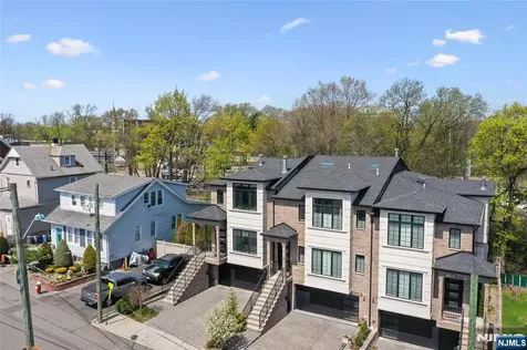 519 Walnut Street Fort Lee NJ 07024