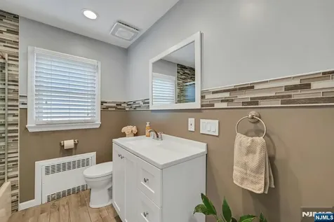 345 Grove Street New Milford NJ 07646