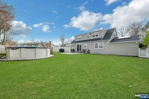 345 Grove Street New Milford NJ 07646