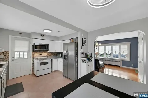 345 Grove Street New Milford NJ 07646