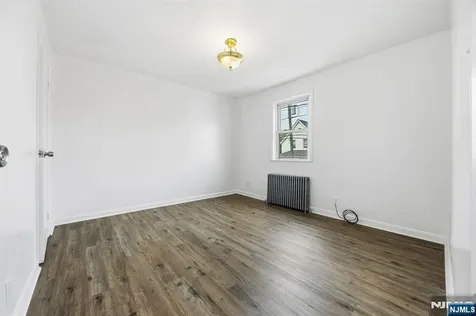 826 7th Street Secaucus NJ 07094