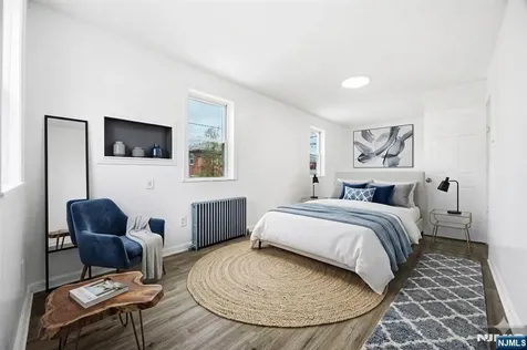 826 7th Street Secaucus NJ 07094