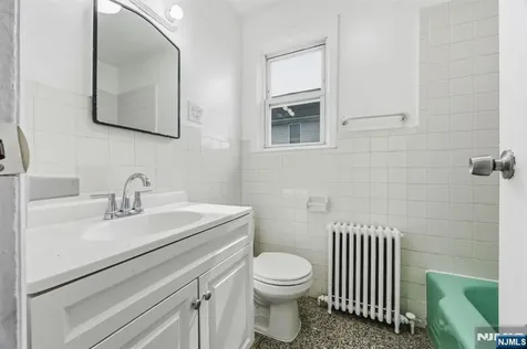 826 7th Street Secaucus NJ 07094