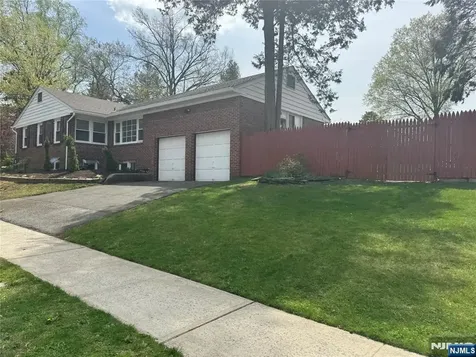 493-495 Berkeley Avenue Orange NJ 07050