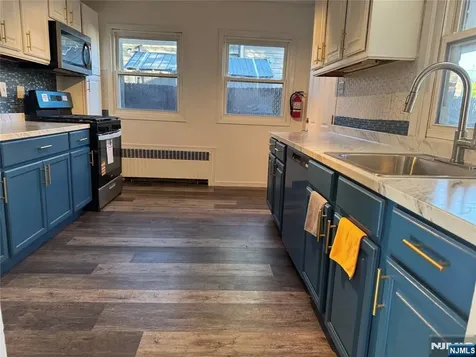 493-495 Berkeley Avenue Orange NJ 07050