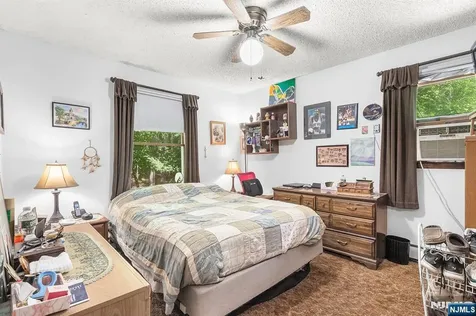 114 Van Dam Avenue Bloomingdale NJ 07403