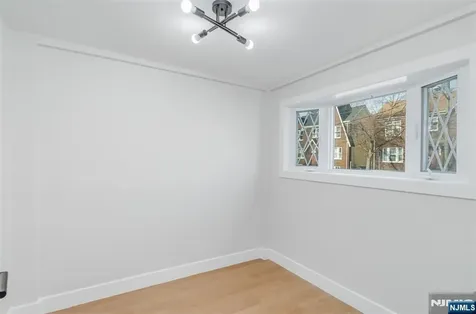 150 Hansbury Avenue Newark NJ 07112