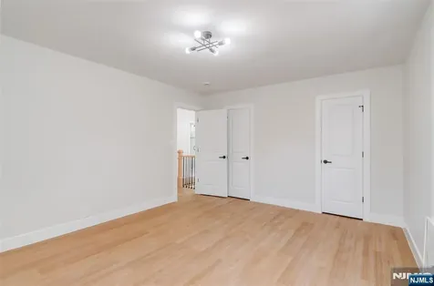 150 Hansbury Avenue Newark NJ 07112