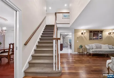 55 Canterbury Drive Ramsey NJ 07446