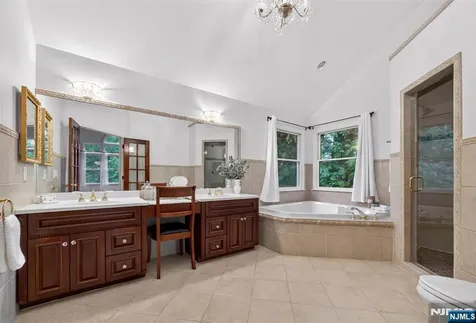 55 Canterbury Drive Ramsey NJ 07446