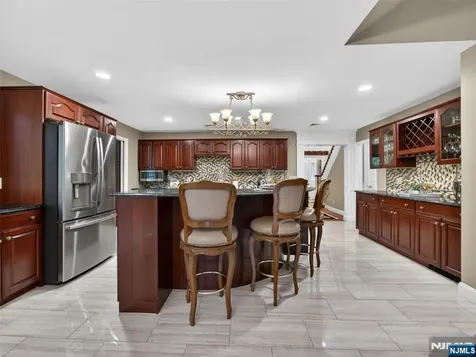 55 Canterbury Drive Ramsey NJ 07446
