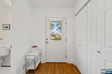 77 Oakdene Avenue Teaneck NJ 07666