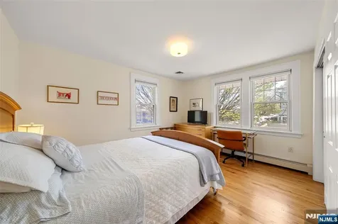 77 Oakdene Avenue Teaneck NJ 07666
