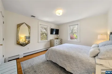 77 Oakdene Avenue Teaneck NJ 07666