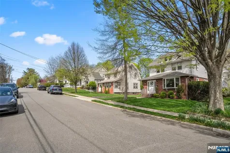 77 Oakdene Avenue Teaneck NJ 07666