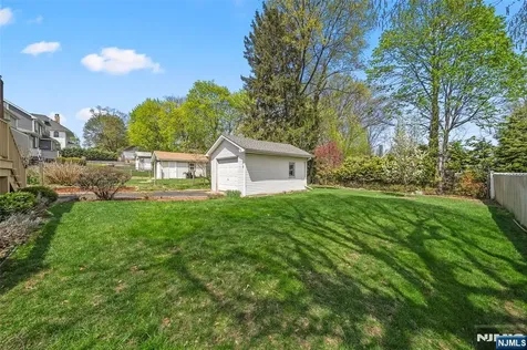 77 Oakdene Avenue Teaneck NJ 07666