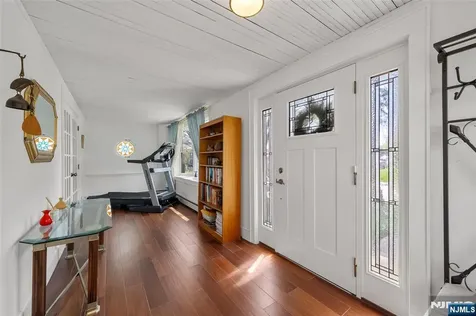77 Oakdene Avenue Teaneck NJ 07666