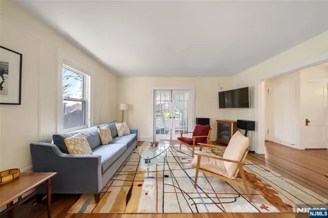 77 Oakdene Avenue Teaneck NJ 07666