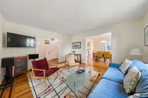 77 Oakdene Avenue Teaneck NJ 07666