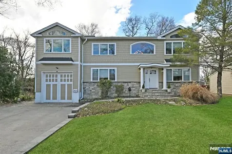 2604 Cleveland Avenue Twp of Washington NJ 07676