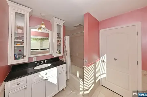 2604 Cleveland Avenue Twp Of Washington NJ 07676