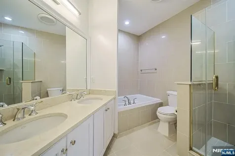 3214 Windsor Park Court Englewood NJ 07631