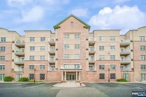 3214 Windsor Park Court Englewood NJ 07631