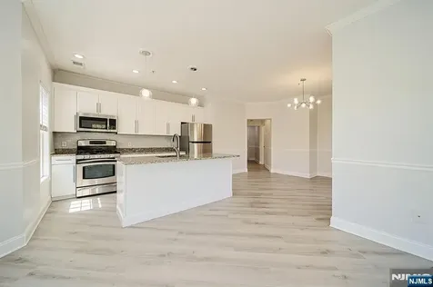 3214 Windsor Park Court Englewood NJ 07631