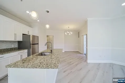 3214 Windsor Park Court Englewood NJ 07631