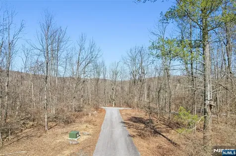 71 Sally Harden Road Sussex NJ 07461