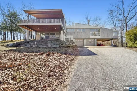 71 Sally Harden Road Sussex NJ 07461