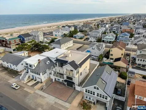 17 I Street Seaside Park NJ 08752