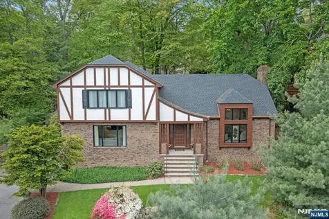 610 Monroe Street Ridgewood NJ 07450