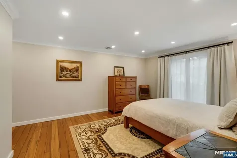 610 Monroe Street Ridgewood NJ 07450